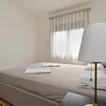 Appartamento Stefko 2071 Fažana