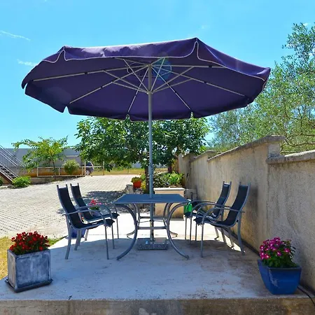 Stefko 2071 アパート Fažana