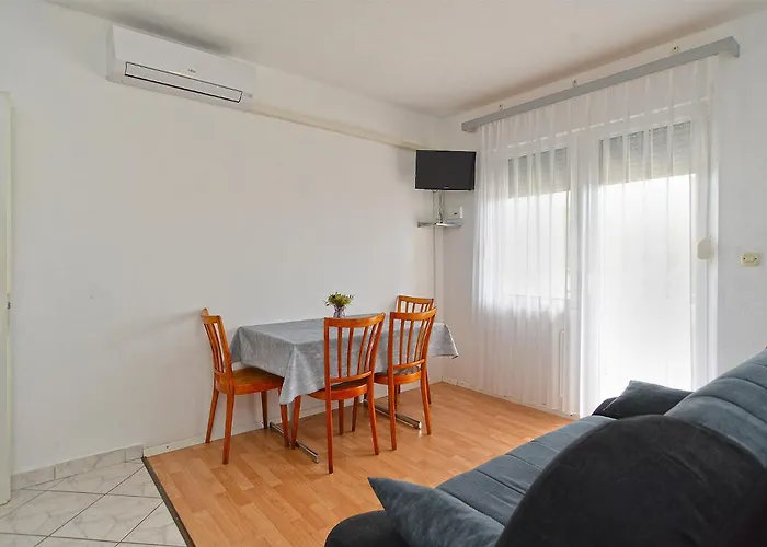 Stefko 2071 Apartment *